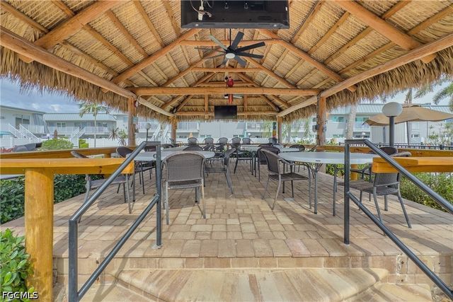 6777 Winkler RD 236, Fort Myers, FL 33919