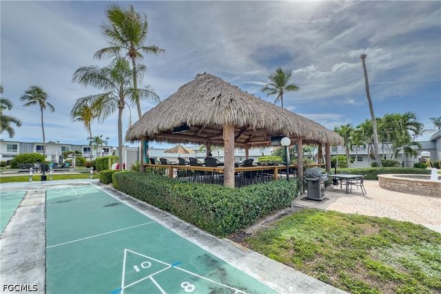 6777 Winkler RD 236, Fort Myers, FL 33919
