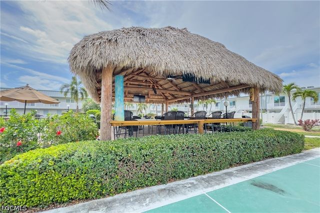 6777 Winkler RD 236, Fort Myers, FL 33919