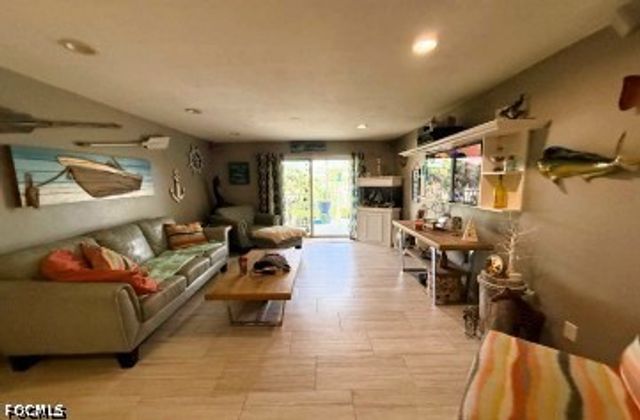 6777 Winkler RD 236, Fort Myers, FL 33919