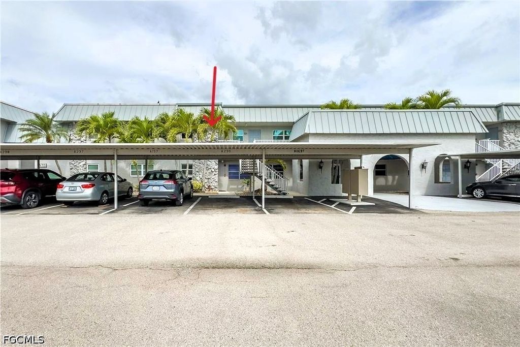 6777 Winkler RD 236, Fort Myers, FL 33919