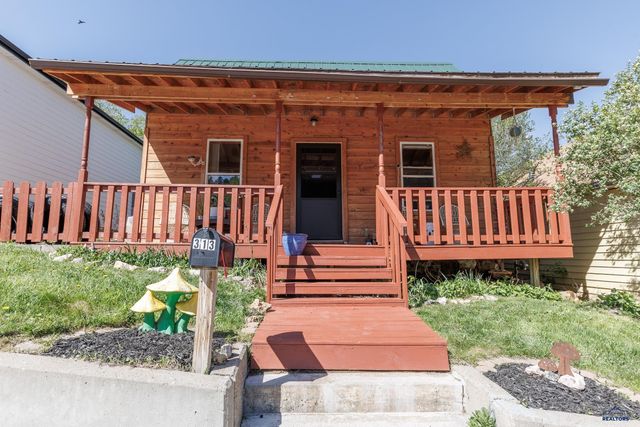 313 MILL ST, Lead, SD 57754