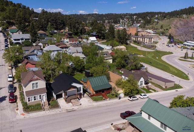 313 MILL ST, Lead, SD 57754