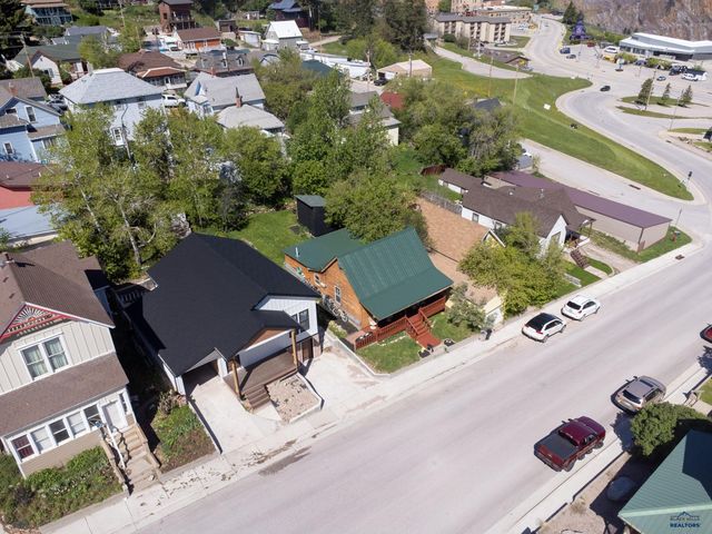 313 MILL ST, Lead, SD 57754