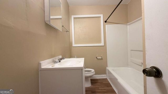 1664 Barrett Drive NW, Atlanta, GA 30318