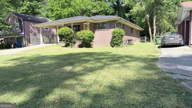 1664 Barrett Drive NW, Atlanta, GA 30318
