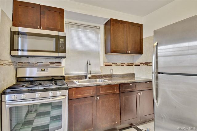 1840 Tomlinson Avenue, Bronx, NY 10461