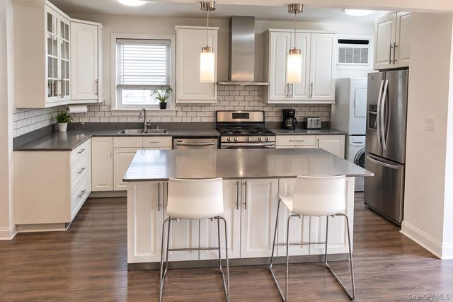 1840 Tomlinson Avenue, Bronx, NY 10461