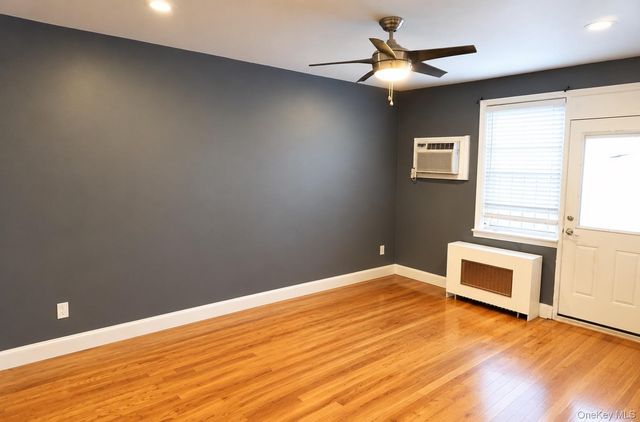 1840 Tomlinson Avenue, Bronx, NY 10461