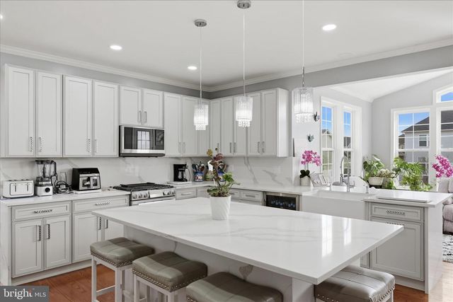 107 PARIS CT, Stephens City, VA 22655