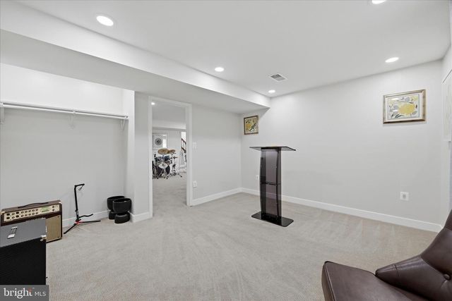 107 PARIS CT, Stephens City, VA 22655