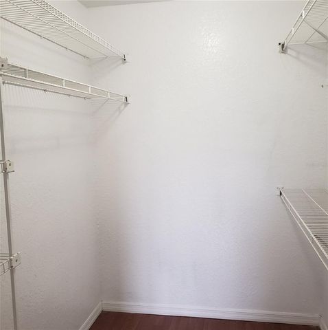 5016 SUNRIDGE PALMS DRIVE, Tampa, FL 33617