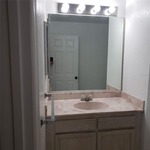 5016 SUNRIDGE PALMS DRIVE, Tampa, FL 33617