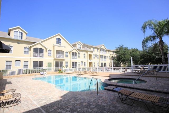 5016 SUNRIDGE PALMS DRIVE, Tampa, FL 33617