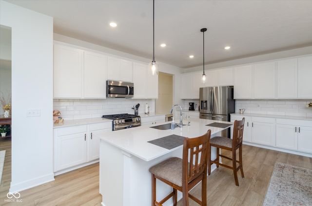 1265 Sika Lane, Greenwood, IN 46143
