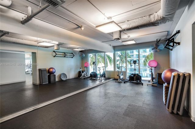 60 SW 13 st 5012, Miami, FL 33130