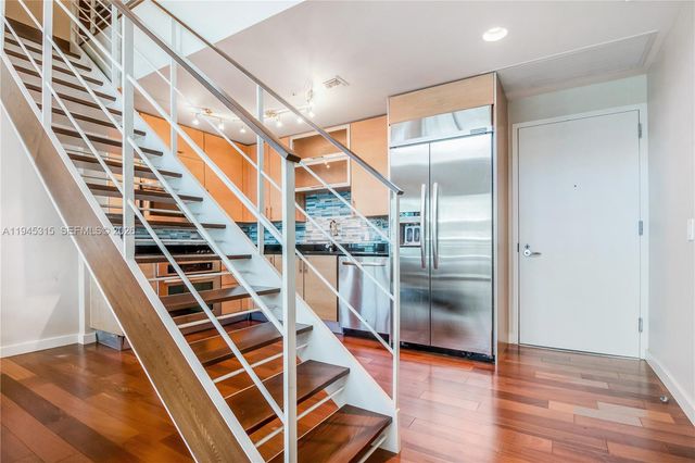 60 SW 13 st 5012, Miami, FL 33130