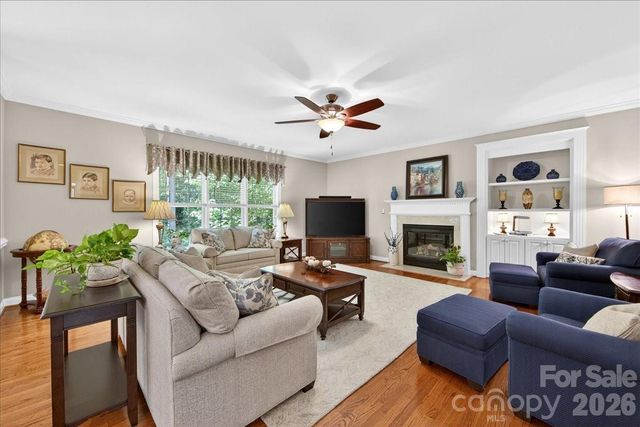 4365 Enchantment Cove Lane, Charlotte, NC 28216