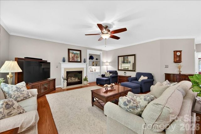 4365 Enchantment Cove Lane, Charlotte, NC 28216