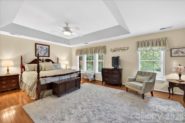 4365 Enchantment Cove Lane, Charlotte, NC 28216