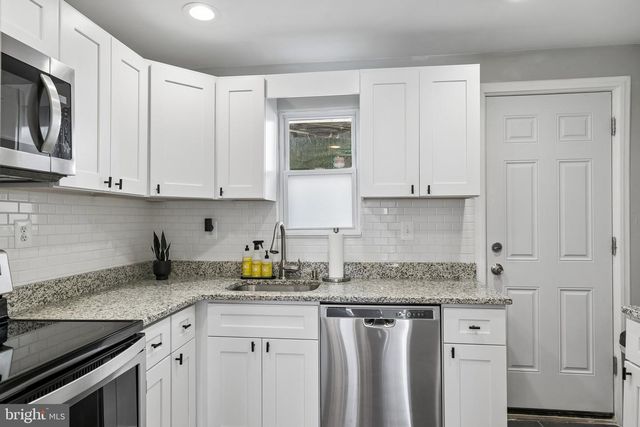 3274 EMERY ST, Philadelphia, PA 19134