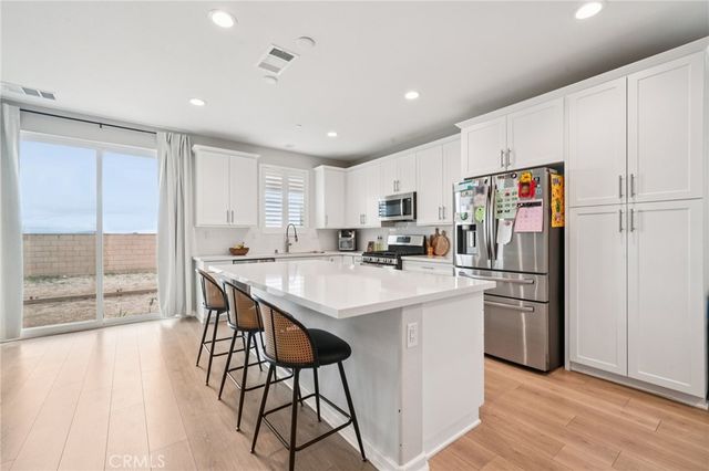 14270 Hercules, Hesperia, CA 92345