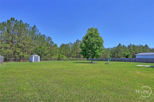 180 Abigail Circle, Ellabell, GA 31308