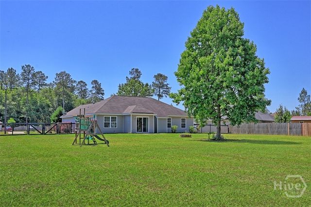 180 Abigail Circle, Ellabell, GA 31308