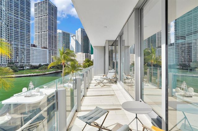 300 Biscayne Boulevard Way 301E, Miami, FL 33131