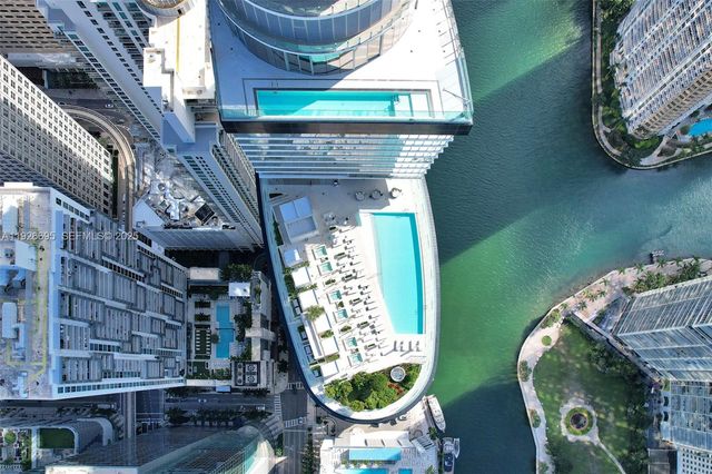 300 Biscayne Boulevard Way 301E, Miami, FL 33131