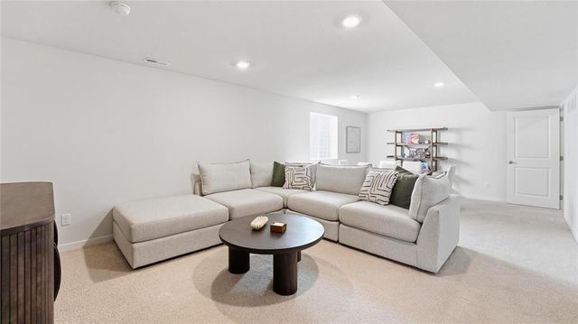 17824 Green Road, Gardner, KS 66030