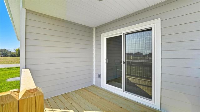 17824 Green Road, Gardner, KS 66030