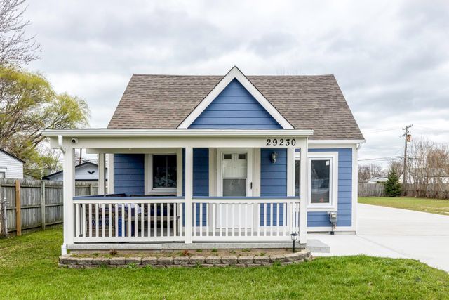 29230 Harding Street, Roseville, MI 48066