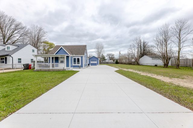29230 Harding Street, Roseville, MI 48066
