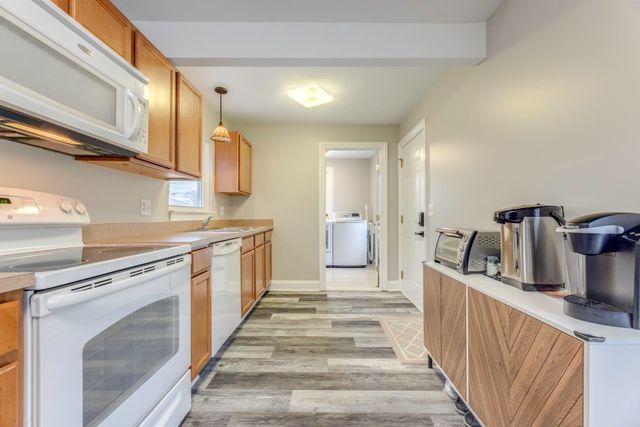 29230 Harding Street, Roseville, MI 48066