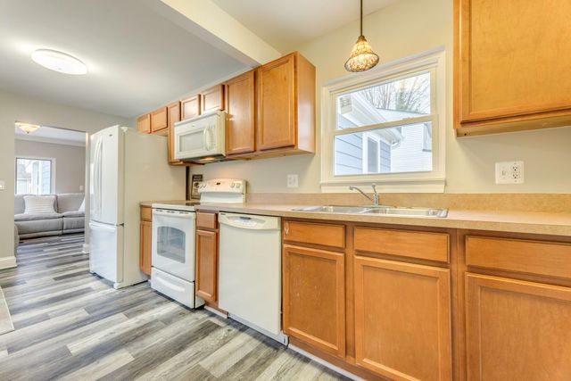 29230 Harding Street, Roseville, MI 48066