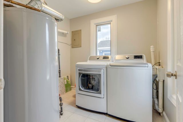 29230 Harding Street, Roseville, MI 48066