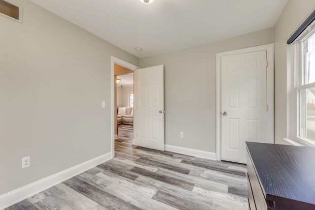 29230 Harding Street, Roseville, MI 48066