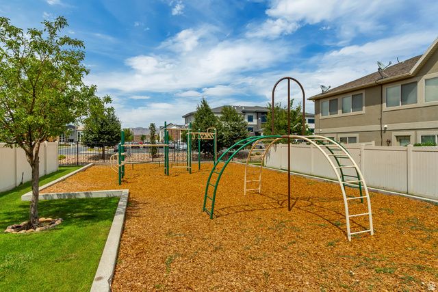 109 S TAMARAK CIR, Lehi, UT 84043