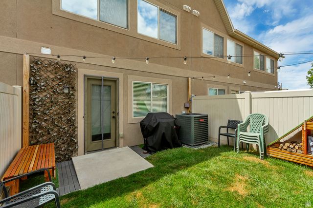 109 S TAMARAK CIR, Lehi, UT 84043