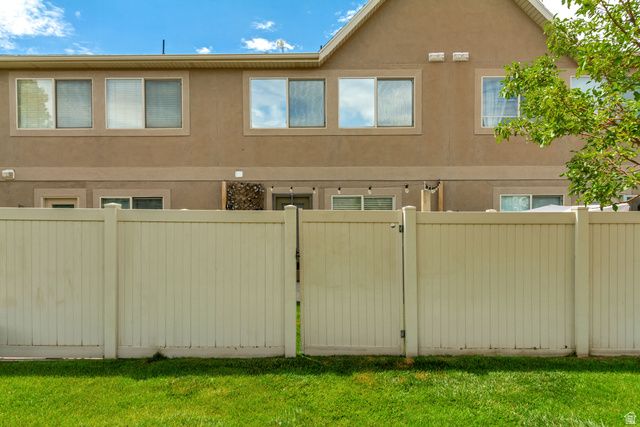 109 S TAMARAK CIR, Lehi, UT 84043