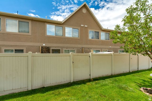 109 S TAMARAK CIR, Lehi, UT 84043
