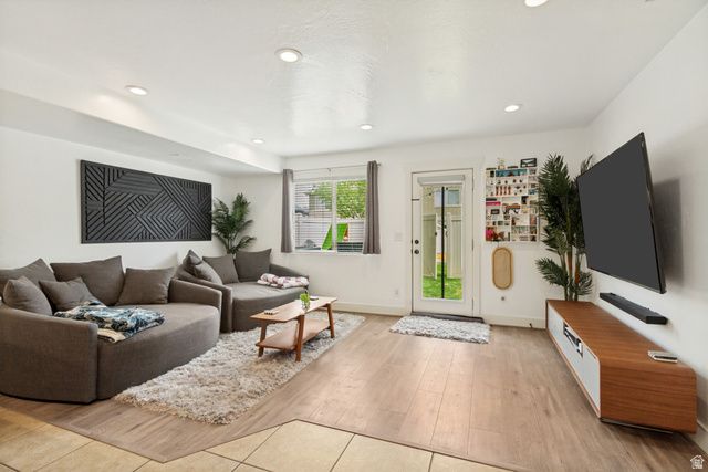109 S TAMARAK CIR, Lehi, UT 84043