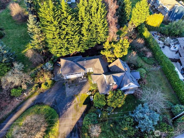 16414 104th Avenue NE, Bothell, WA 98011