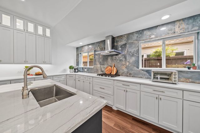 9021 Silverdollar Trail, Irving, TX 75063