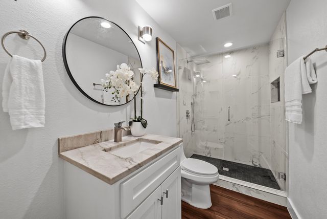 9021 Silverdollar Trail, Irving, TX 75063