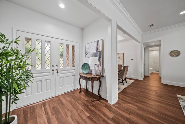 9021 Silverdollar Trail, Irving, TX 75063