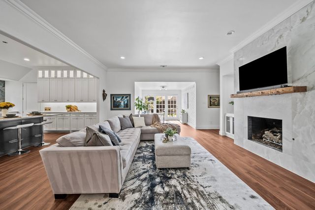 9021 Silverdollar Trail, Irving, TX 75063