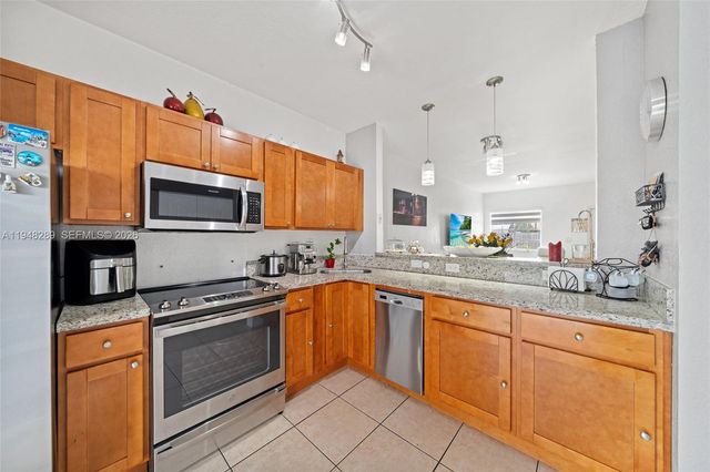 13770 SW 170th Ln, Miami, FL 33177