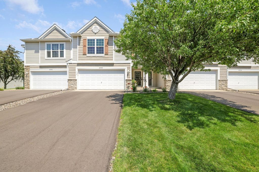 6440 157th Street W, Apple Valley, MN 55124